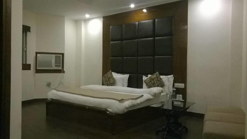 Hotel Ganges Rivera Харидвар Экстерьер фото