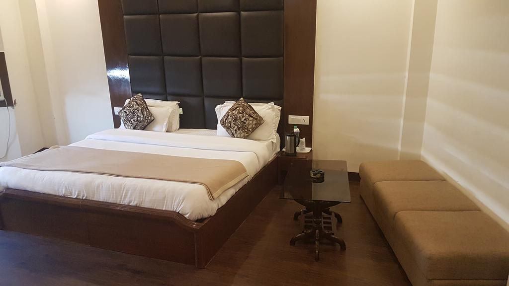 Hotel Ganges Rivera Харидвар Экстерьер фото