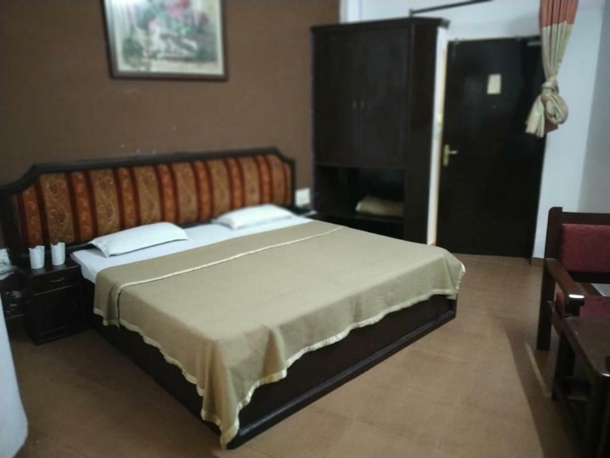 Hotel Ganges Rivera Харидвар Экстерьер фото